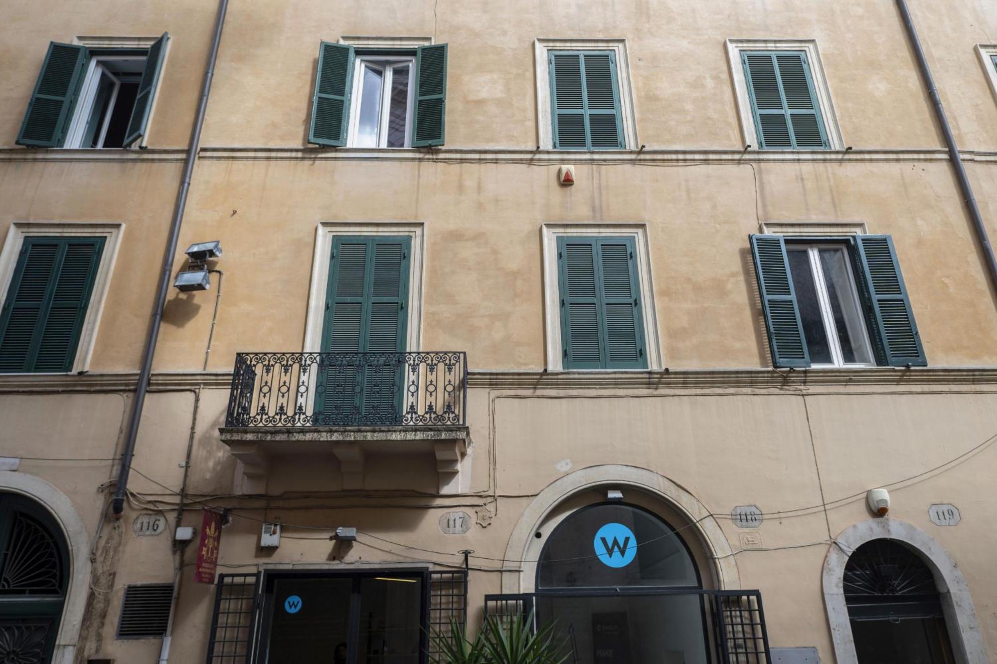 Apartment Via Giulia Charming With Balcony Rome